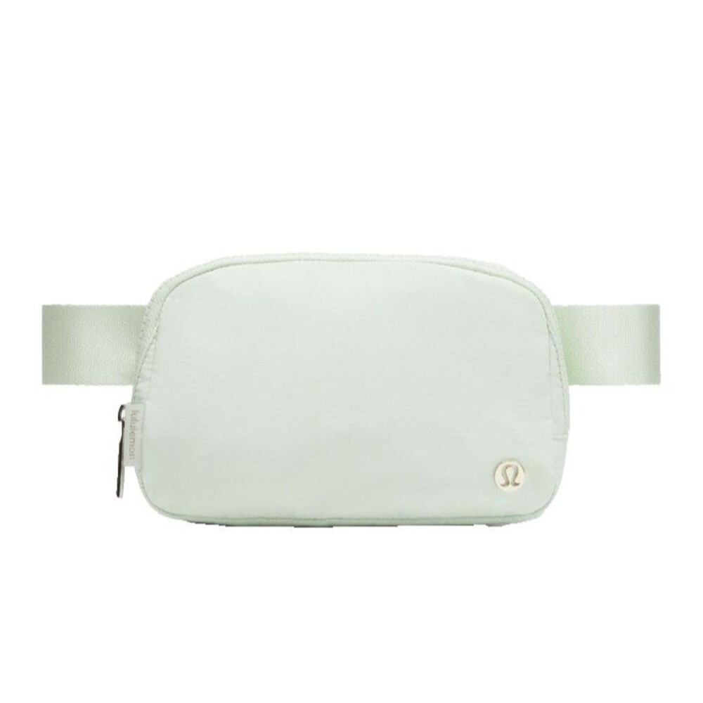 Lululemon Everywhere Belt Crossbody Fanny Bag with Long Strap‎ 1L Kohlrabi Green